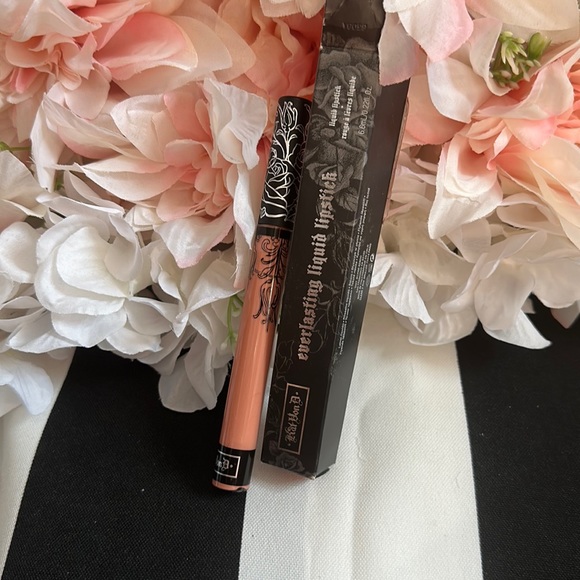 Kat Von D Noble liquid lipstick - Picture 1 of 3